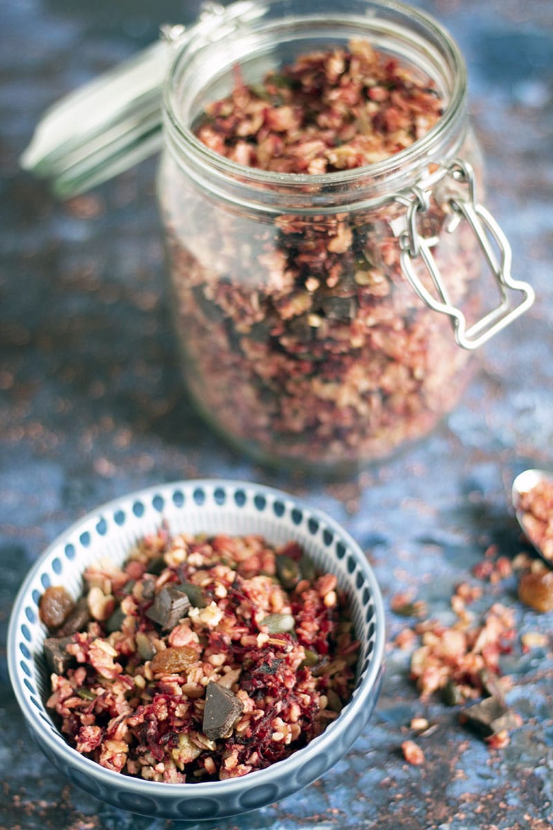 beetroot granola in jar and bowl