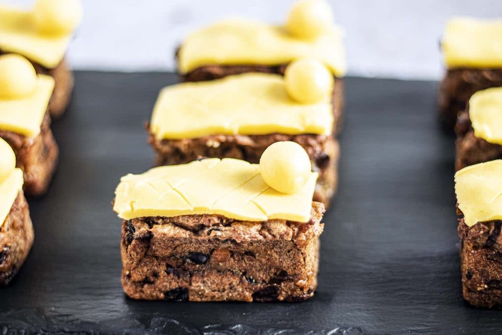 mini simnel cakes on slate plate