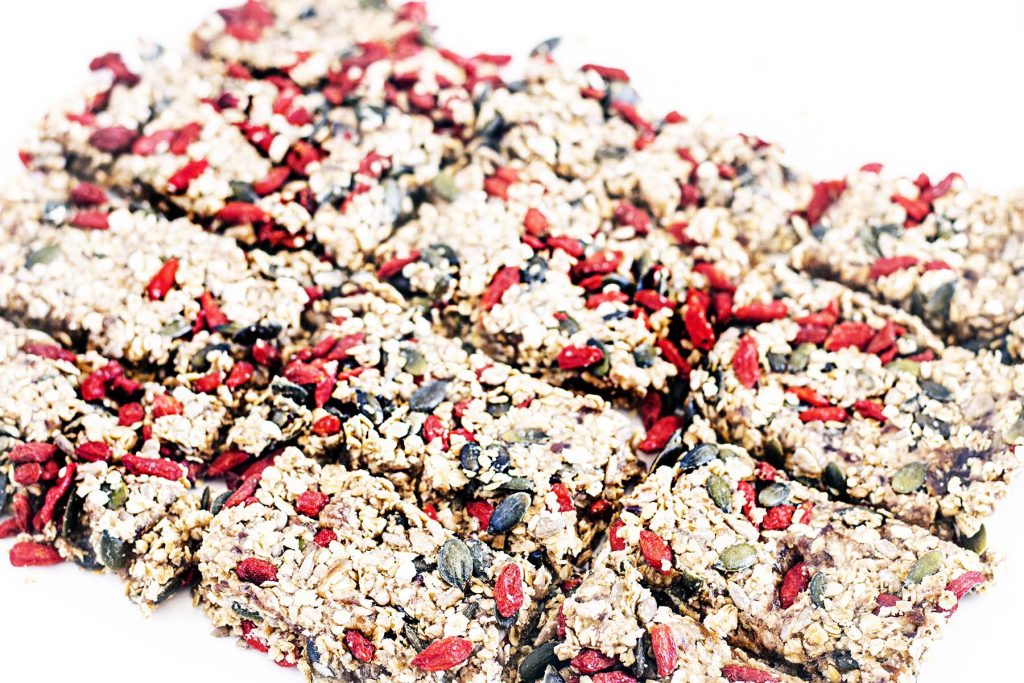 no bake cereal bars with goji berries