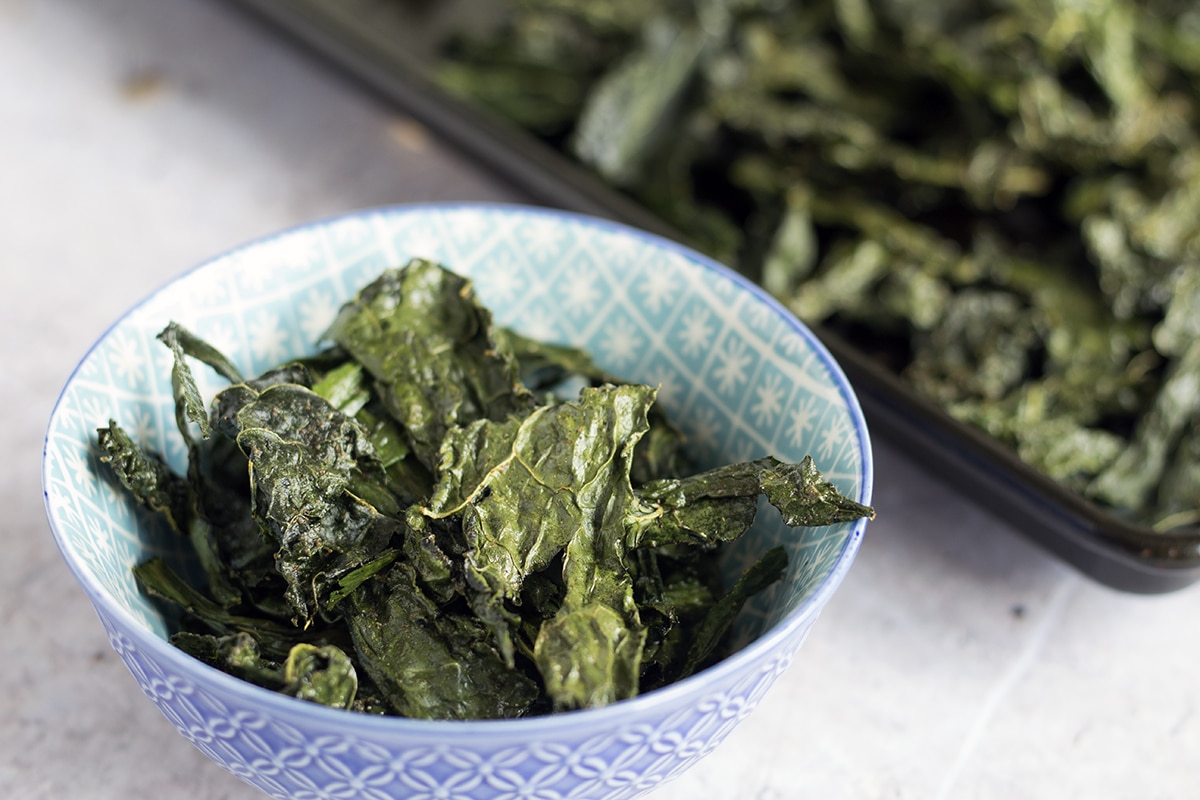 How to make kale crisps by Sneaky Veg