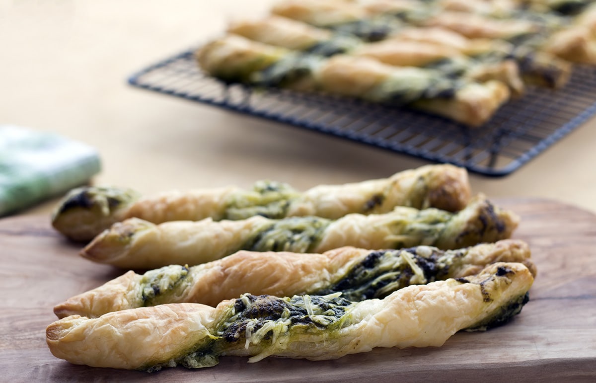 kale pesto and cheese puff pastry twists