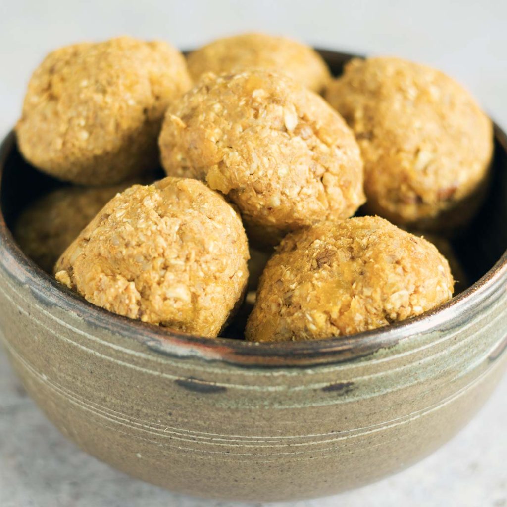 Healthy vegetarian snacks for kids and grown ups