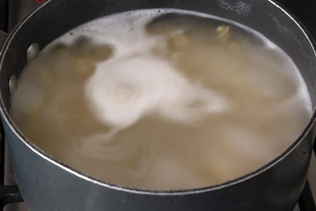 pasta boiling in pan