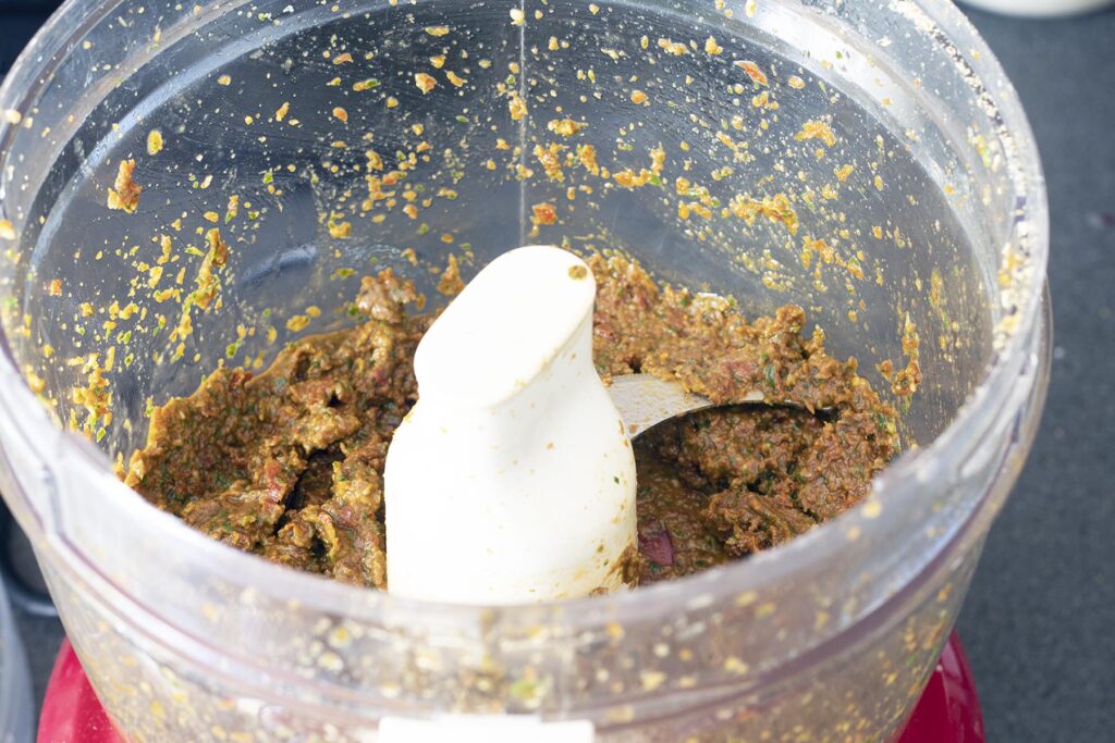 sundried tomato pesto in food processor